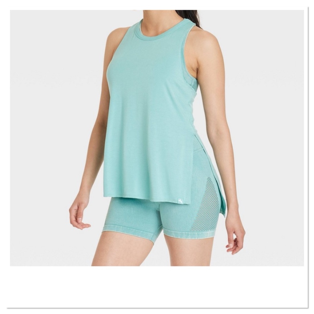 Women’s Twist Back Leggings Friendly Green Tank Top Joylab